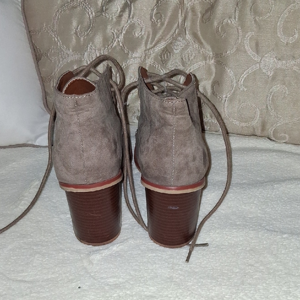 Qupid Grayish Taupe  Lace-Up Heeled Boots - Picture 5 of 7